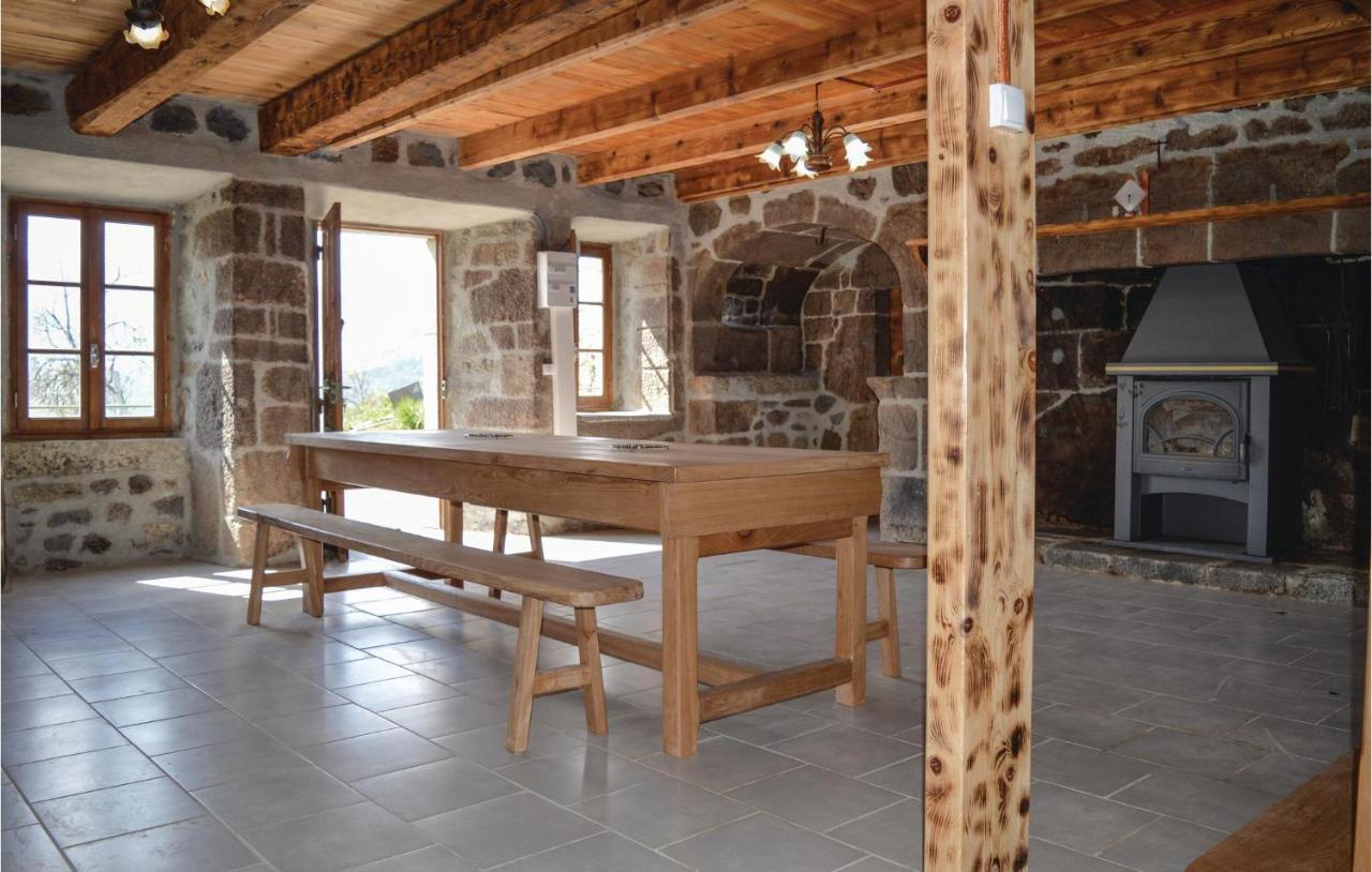 3 Bedroom Beautiful Home In Cheylade Bagian luar foto