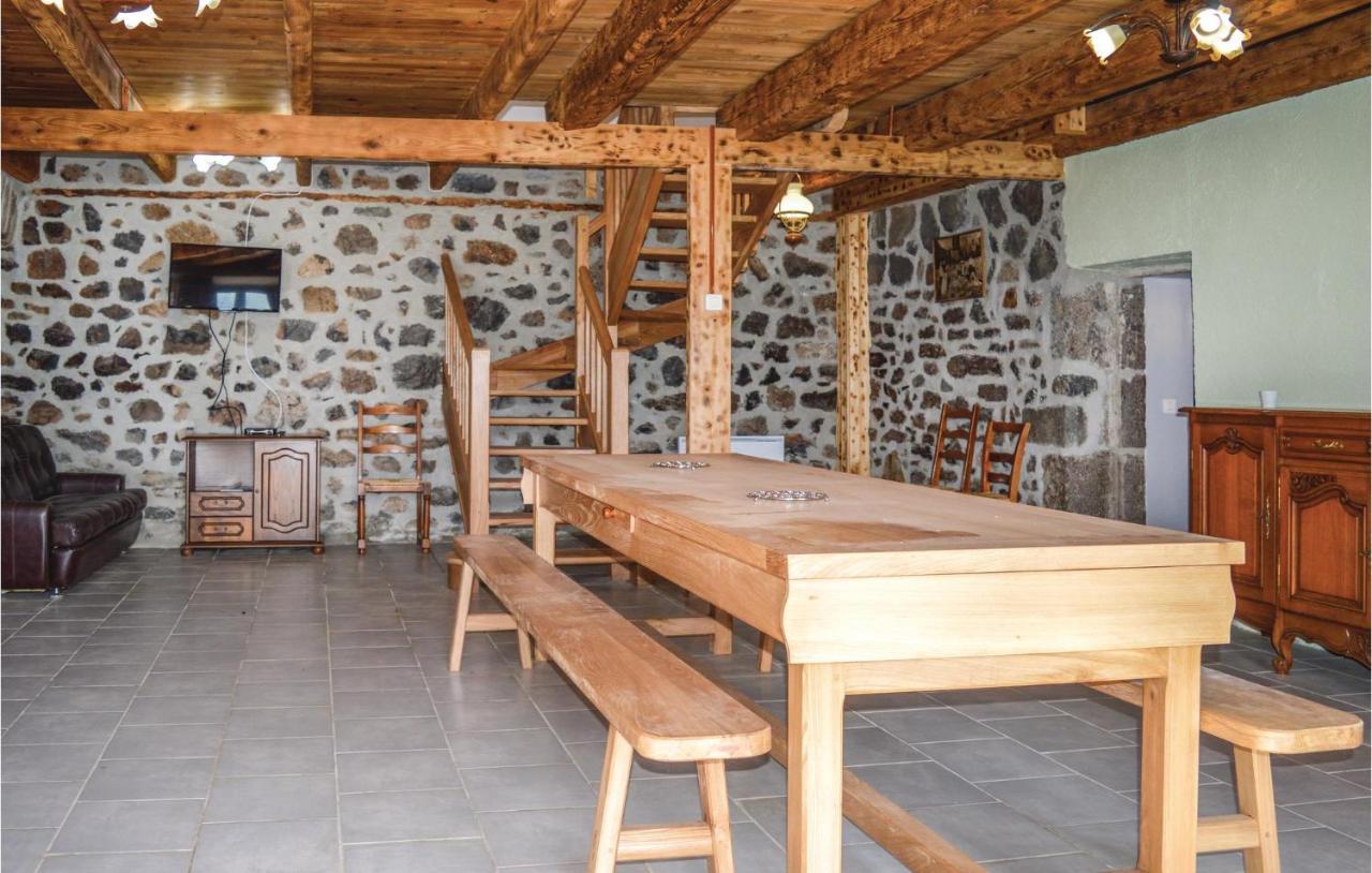 3 Bedroom Beautiful Home In Cheylade Bagian luar foto